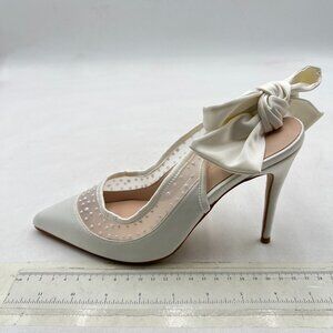 XYD White Heels with Bow Detail